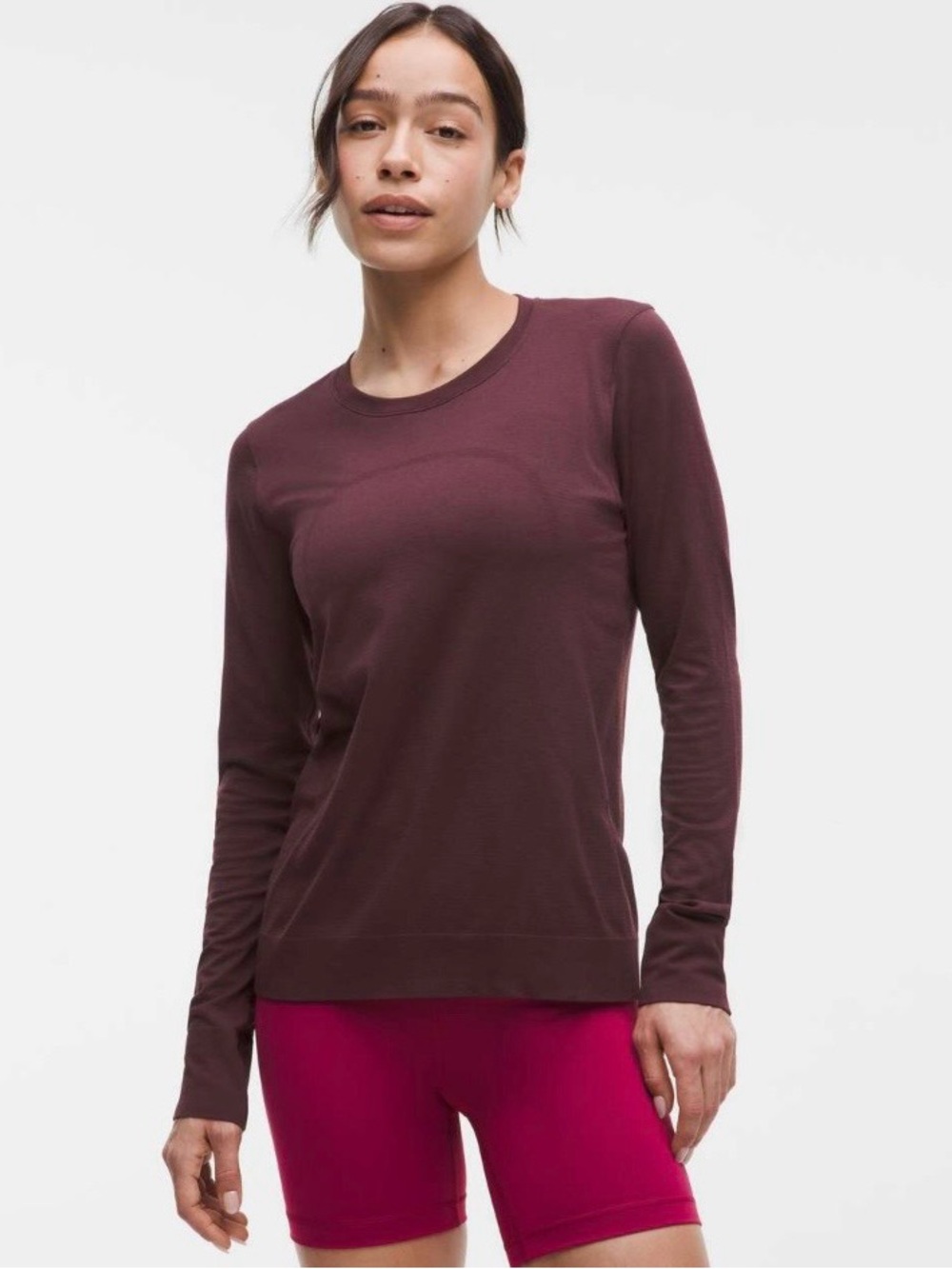 Lululemon Swiftly Relaxed Long-Sleeve Shirt Hip Length Goodnight Plum